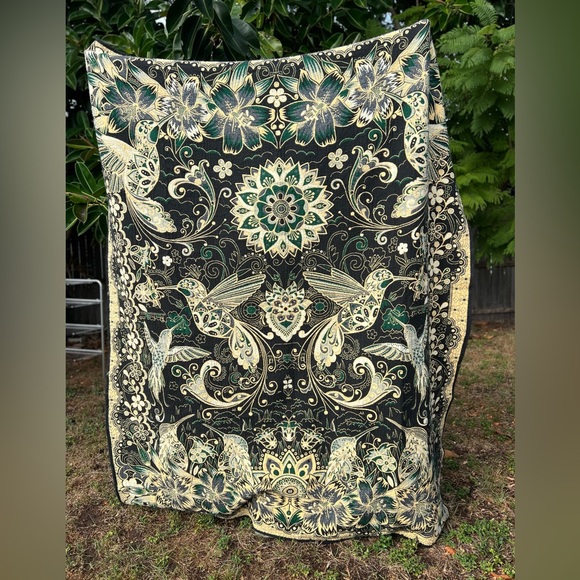 Boho Mexican Woven Blanket – Thick Hummingbird & Floral Design in Green - Picture 2 of 6